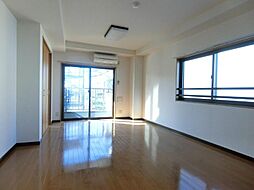 パレスホリケ8 303 3階1Kのリビング/ダイニング