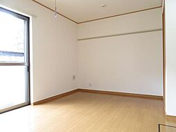 エルミタージュ 302 3階ワンルームのリビング/ダイニング