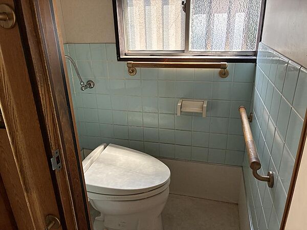 トイレを拡大表示