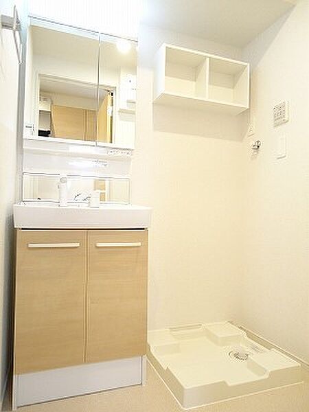 apartment 群馬県前橋市上新田町
上新田町の賃貸情報を見る
物件地図