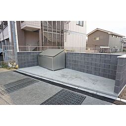 敷地内ゴミ置き場