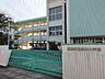 周辺：草井小学校 480m