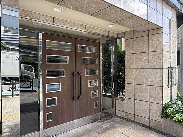 エントランスを拡大表示