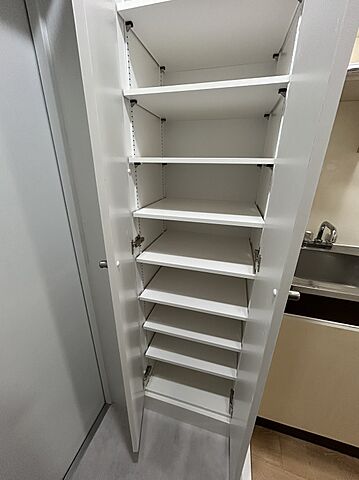 収納 セザール立川 1階/-