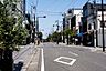 周辺：覚王山商店街の外観