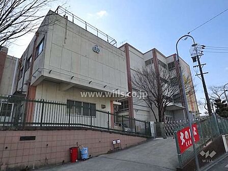 見付小学校[公立]の外観