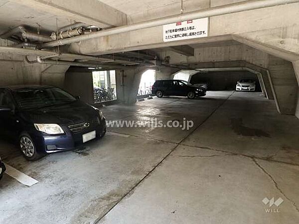 駐車場を拡大表示