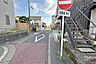 外観：物件の東側前面道路（北側から）［2026年9月17日撮影］