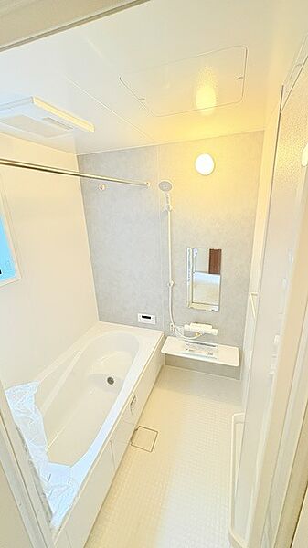 浴室を拡大表示