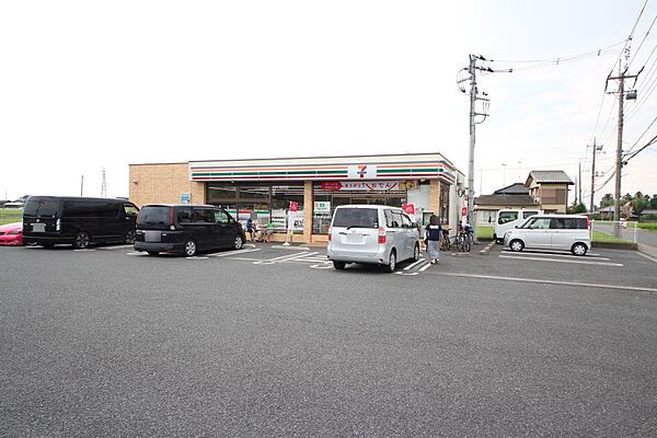 画像5:セブンイレブン足利島田町店(648m)
