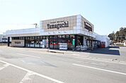 ヤマグチスーパー毛野店(951m)