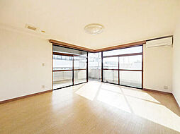 テラスＵ 301 3階3LDKのリビング/ダイニング