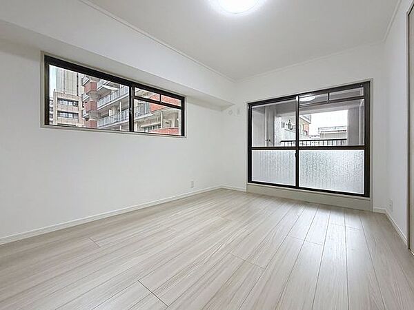 寝室を拡大表示