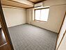 収納：各居室には収納が完備されているため、お部屋がスッキリ片付きます♪