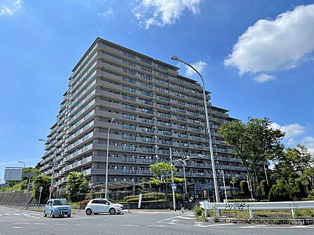 全戸１９８戸の大型分譲マンションです♪令和７年に大規模修繕工事済！