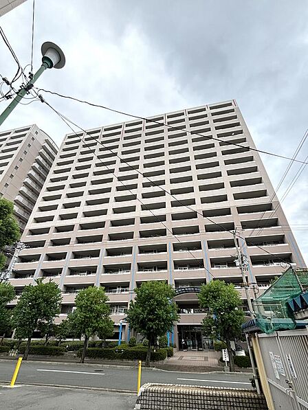 周辺には生活便利な施設が充実しています♪