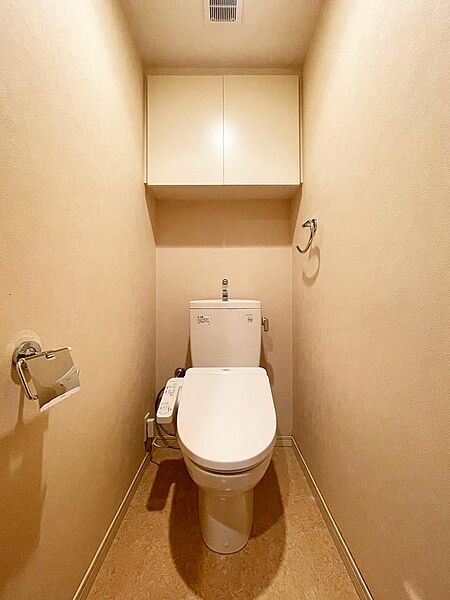 トイレを拡大表示