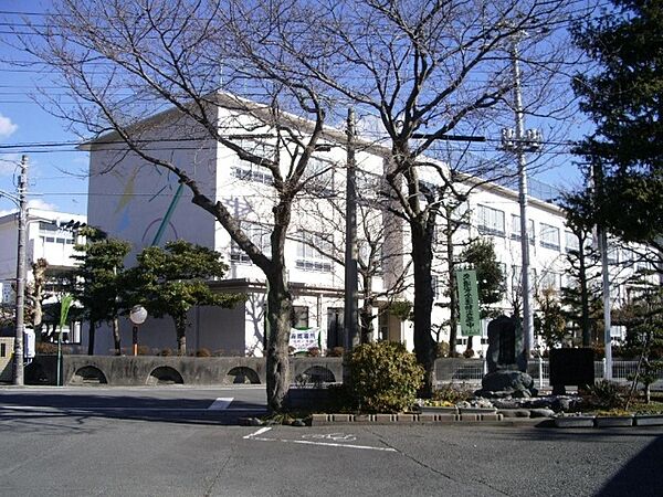 画像24:小学校「富士市立岩松北小学校まで717m」