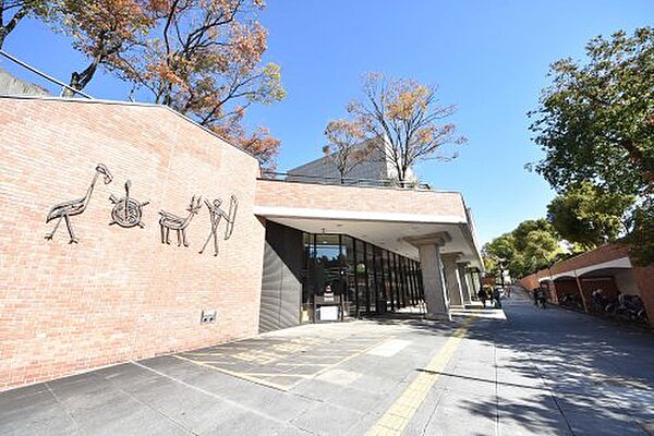 画像25:【図書館】神戸市立中央図書館まで366ｍ