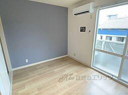 JR東海道・山陽本線 彦根駅 バス16分 八坂北口下車 徒歩6分の賃貸アパート 2階1Kのリビング/ダイニング