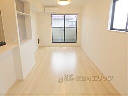 ソレイユカヤノVI 201 2階2LDKのリビング/ダイニング