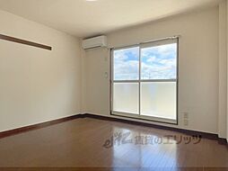 ＳｕｒｐｌｕｓＩハピネスＢ 2階1Kのリビング/ダイニング