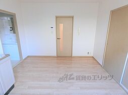 ピュアナハートＡ棟 201 2階2DKのリビング/ダイニング