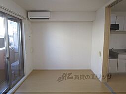 ＣｏＣｏ衣川 1階1DKのリビング/ダイニング