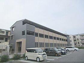 滋賀県栗東市綣5丁目（賃貸アパート1LDK・3階・43.41㎡） その1