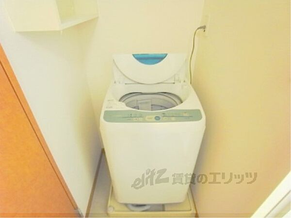 画像16:洗濯機置場