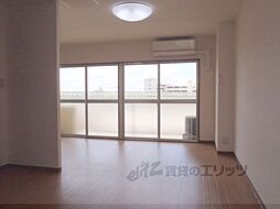 京都市営烏丸線 竹田駅 徒歩7分の賃貸マンション 4階ワンルームのリビング/ダイニング