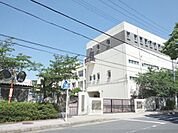 長岡中学校まで350メートル