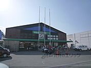 新鮮激安市場！　醍醐店まで740メートル