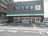 周辺：コンビニ「ファミリーマート城陽駅南店まで886m」