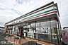 周辺：セブンイレブン三郷後谷店 徒歩12分。 940m