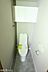 トイレ：温水洗浄便座付きのトイレです！もちろん窓もあり換気もしっかり出来ます！