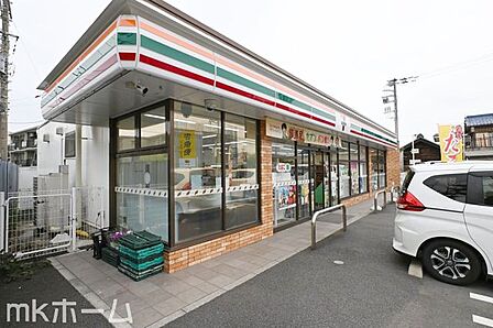 セブンイレブン習志野谷津2丁目店 徒歩1分。 50m