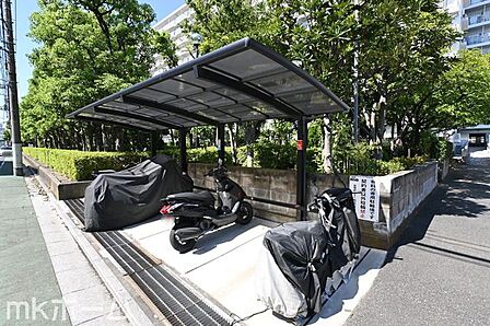 バイク置き場