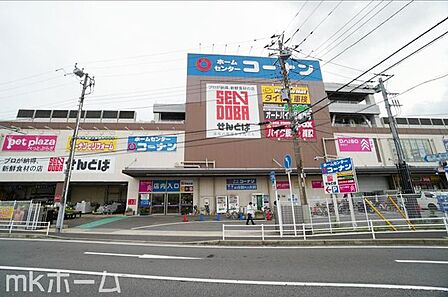 トーホーせんどば船橋店 徒歩17分。 1360m