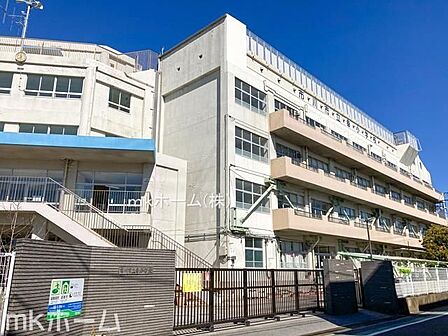 市川市立幸小学校 徒歩4分。 250m