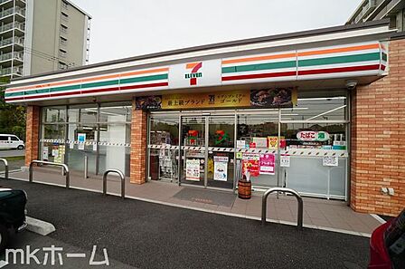 セブンイレブン市川南大野2丁目店 徒歩4分。 300m