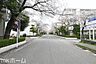 外観：前面道路