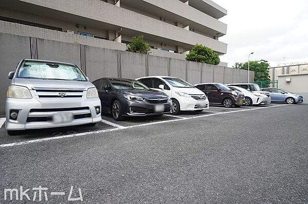 駐車場を拡大表示