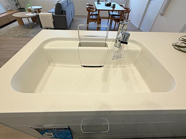 キッチンを拡大表示