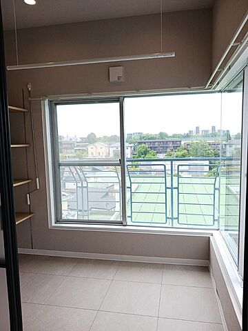 室内 南ヶ丘アイリスB棟 4階/-