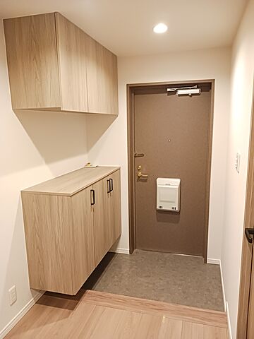 玄関 ユーステージ香流弐番館 5階/-