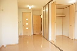 フラワーリング B 1階1DKのリビング/ダイニング