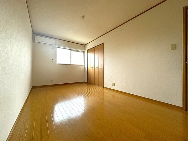 detached 茨城県筑西市霎ｻ

地図を見る