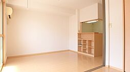 ローズコート城北 2階1LDKのリビング/ダイニング