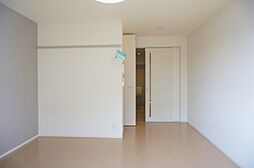 エンベリーザ A 1階1Kのリビング/ダイニング